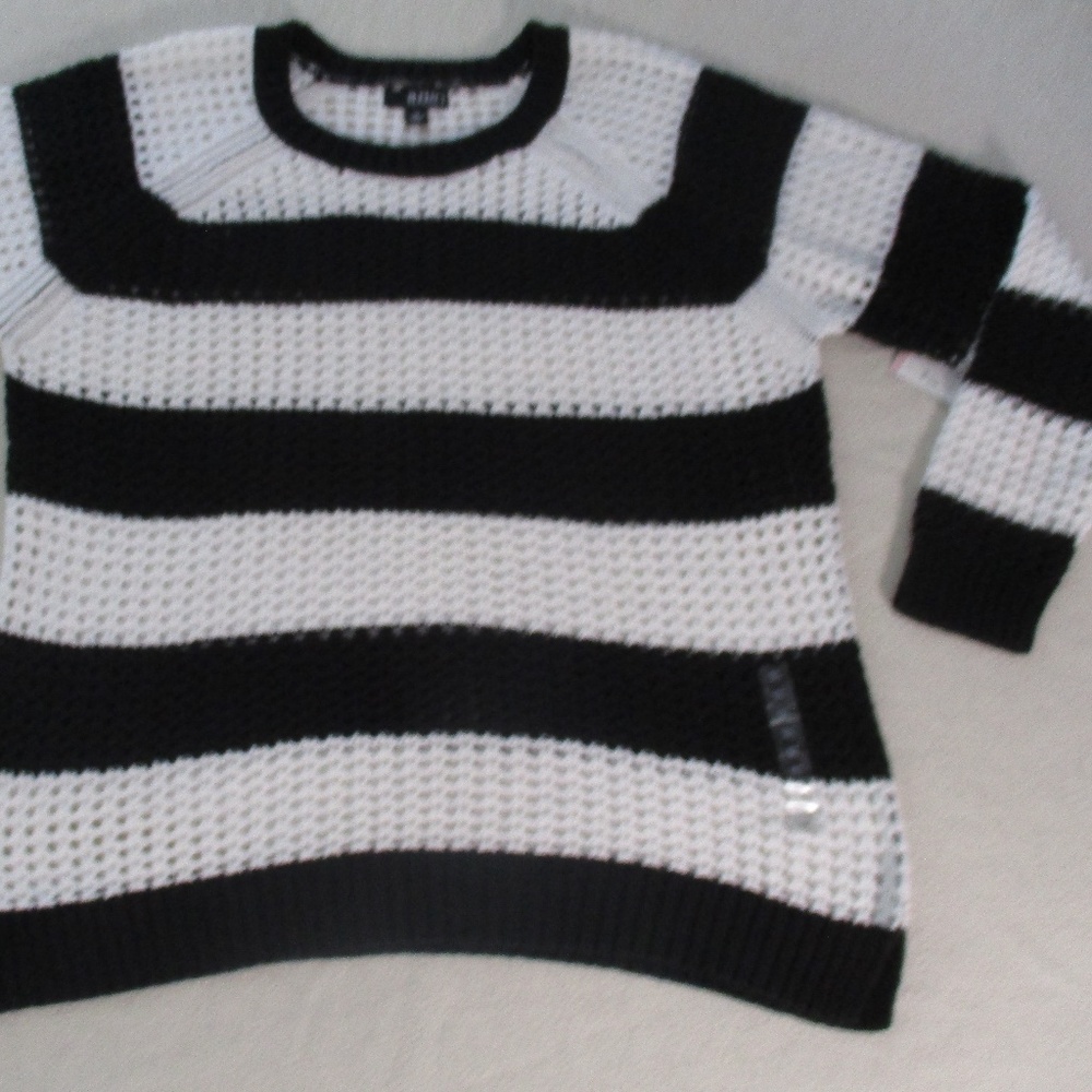 ANA Women Sweater